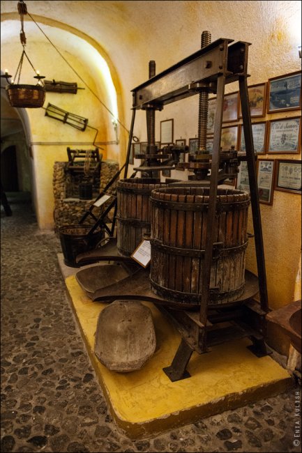 Экскурсия в Музей вулканического вина
