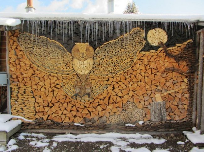 Как можно креативно сложить рубленые дрова
