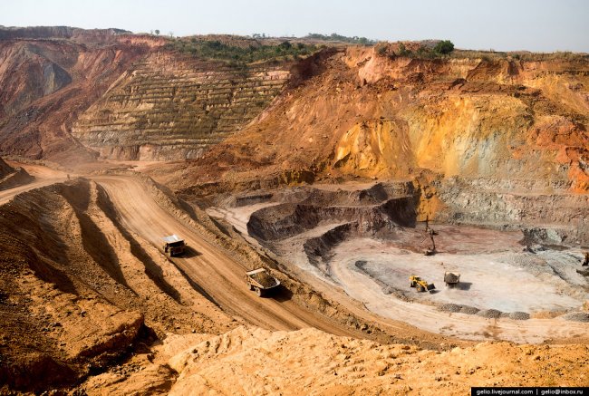 Добыча золота в Африке, России и Казахстане
