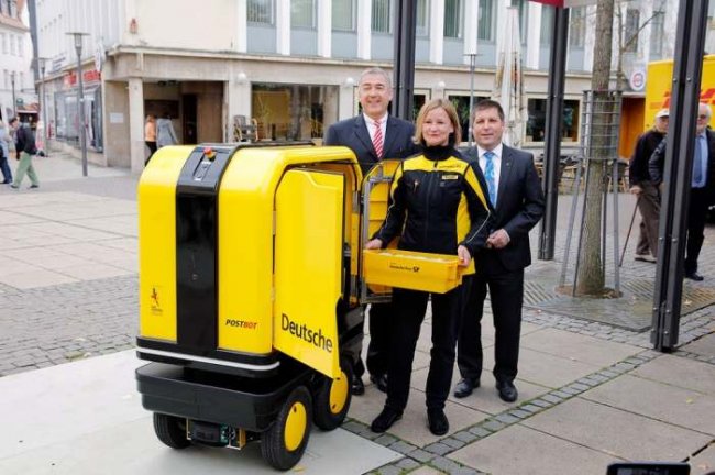 В Германии создали робота-помощника для почтальонов и курьеров