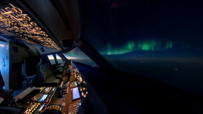 Виды из кабины пилота Boeing 747