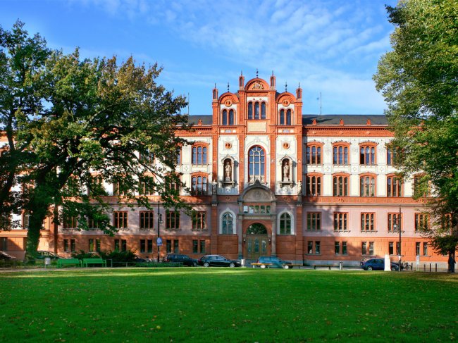 Самые красивые университеты мира