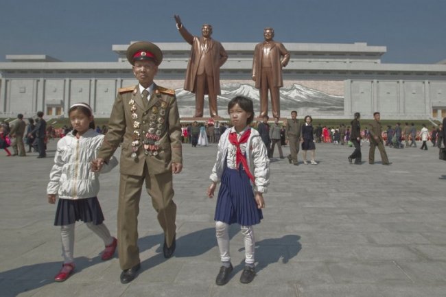 Северная Корея на снимках Карима Сахай