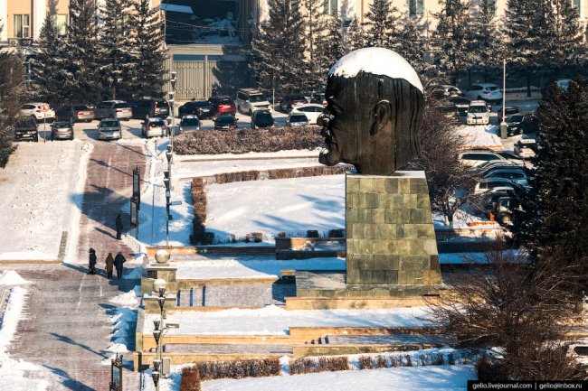 Улан-Удэ с высоты: центр российского буддизма