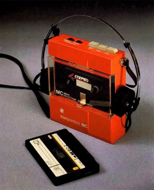 Самые необычные кассетные магнитофоны советской эпохи