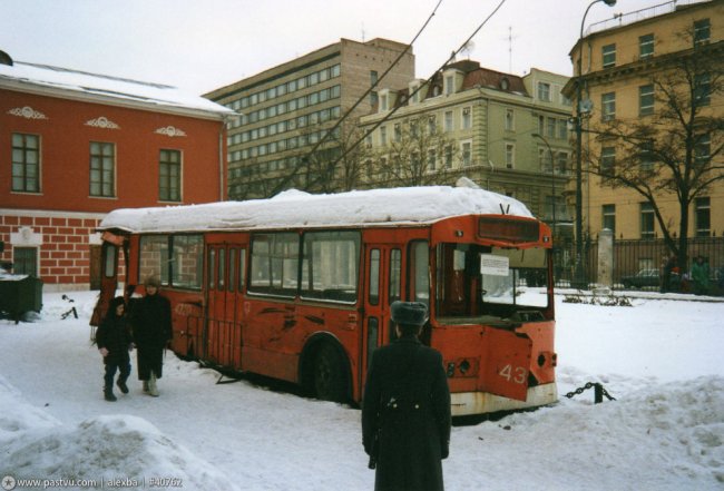 20 лет назад: прогулка по Москве 1994 года