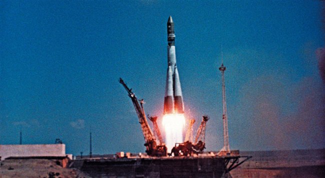 Первый полет человека в космос: Юрий Гагарин